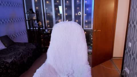 Snapshot of scarlett_ohara_1861 chatting on 01/16/25, 11:48 Scarlett online show from 01/16/25, 11:48