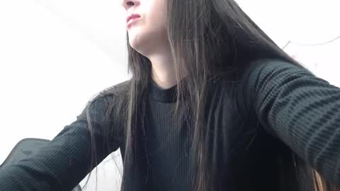 Snapshot of scarlett_percy_t chatting on 11/15/25, 07:54 scarlett_percy_t online show from 11/15/25, 07:54