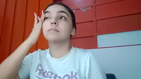 Isabella online show from 12/31/24, 03:01