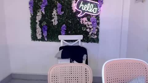    online show from 02/08/25, 08:31