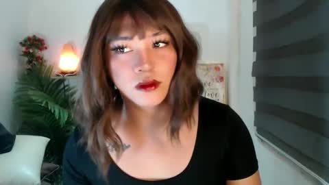 Snapshot of scarlett_sofia69 chatting on 05/26/26, 04:19 online show from 05/26/26, 04:19