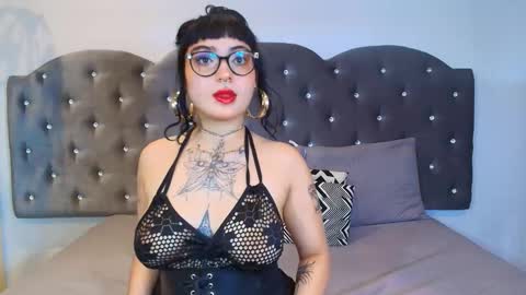 scarlett_venom_ online show from 02/04/26, 08:25