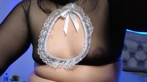 Snapshot of scarlett_widow chatting on 02/13/26, 03:24 scarlett_widow online show from 02/13/26, 03:24