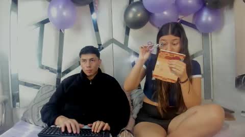 Scarlett and Lucas online show from 02/04/26, 01:17