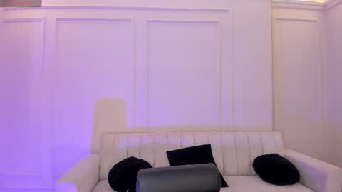 Snapshot of scarlettblaze1 chatting on 07/16/26, 11:27 Sacrlett Blaze online show from 07/16/26, 11:27