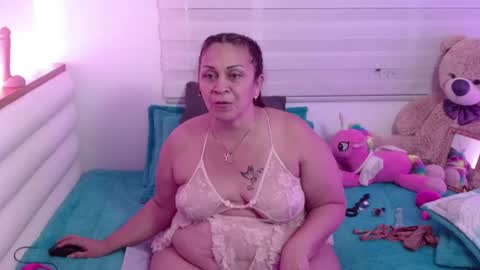 scarlettbooty online show from 05/11/26, 02:45