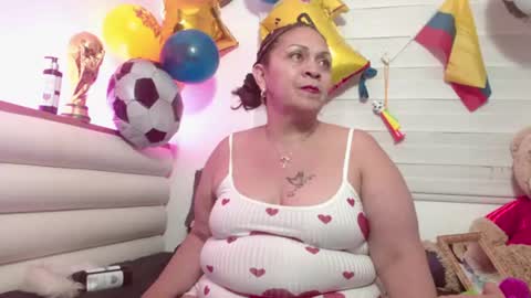 Snapshot of scarlettbooty chatting on 06/26/26, 10:08 scarlettbooty online show from 06/26/26, 10:08