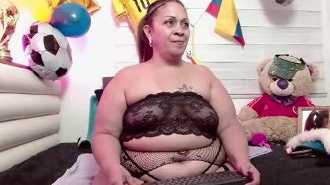 Snapshot of scarlettbooty chatting on 07/07/26, 12:09 scarlettbooty online show from 07/07/26, 12:09