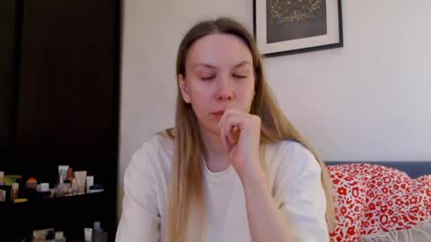 Snapshot of scarlettford chatting on 05/03/26, 04:35 Scarlett online show from 05/03/26, 04:35