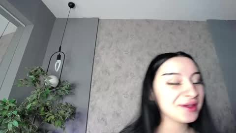 Snapshot of scarlettjakobs chatting on 04/12/26, 05:01 scarlettjakobs online show from 04/12/26, 05:01