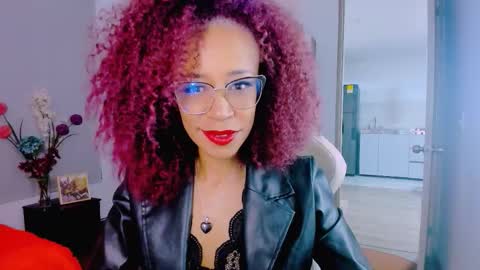 Snapshot of scarlettmalbec chatting on 03/18/26, 07:50 Scarlett online show from 03/18/26, 07:50