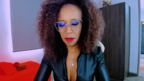 Snapshot of scarlettmalbec chatting on 06/05/26, 10:15 Scarlett online show from 06/05/26, 10:15