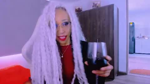 Snapshot of scarlettmalbec chatting on 07/09/26, 08:35 Scarlett online show from 07/09/26, 08:35