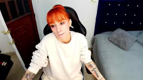 Snapshot of scarlettmilf_cg chatting on 09/10/25, 12:16 Scarlett online show from 09/10/25, 12:16