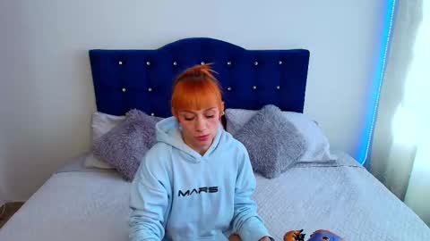 Snapshot of scarlettmilf_cg chatting on 10/16/25, 01:45 Scarlett online show from 10/16/25, 01:45