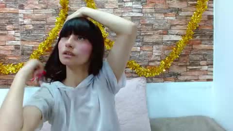 Scarlett pink online show from 12/06/24, 01:33