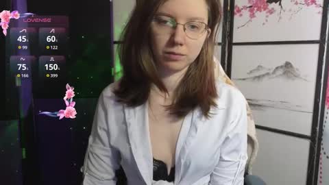 Snapshot of scarlettsrose chatting on 03/10/26, 11:37 Scarlett online show from 03/10/26, 11:37