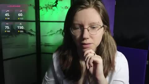 Snapshot of scarlettsrose chatting on 06/10/26, 02:49 Scarlett online show from 06/10/26, 02:49