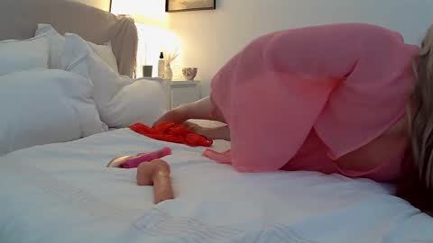 Snapshot of scarlettsteelexox chatting on 01/17/25, 10:00 Scarlettexo online show from 01/17/25, 10:00