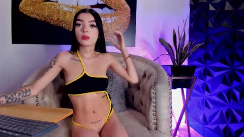 Scarlet online show from 10/08/25, 01:31