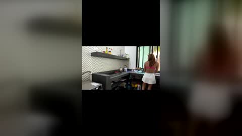 Snapshot of scarlettwhite69 chatting on 02/24/26, 04:27 Scarlett online show from 02/24/26, 04:27