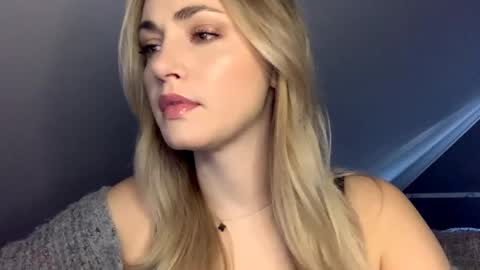 Snapshot of scarlettxblonde chatting on 04/28/26, 06:29 ScarlettxBlonde online show from 04/28/26, 06:29