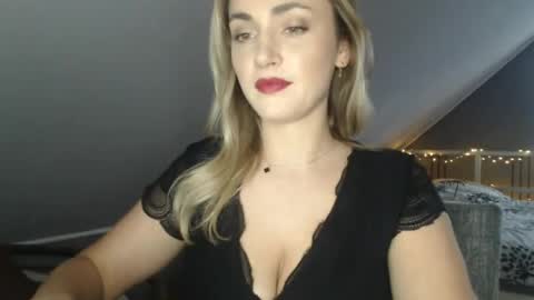 Snapshot of scarlettxblonde chatting on 05/31/26, 06:09 ScarlettxBlonde online show from 05/31/26, 06:09