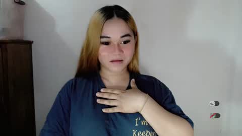 scarletvamp online show from 10/21/25, 11:49