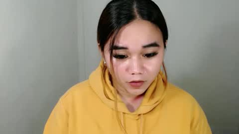 Snapshot of scarletvamp chatting on 04/24/26, 11:07 scarletvamp online show from 04/24/26, 11:07