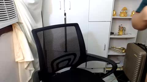 Queen Scarlet online show from 01/19/25, 06:53