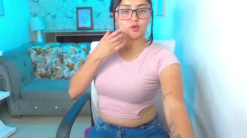 scarllet online show from 02/03/25, 06:17