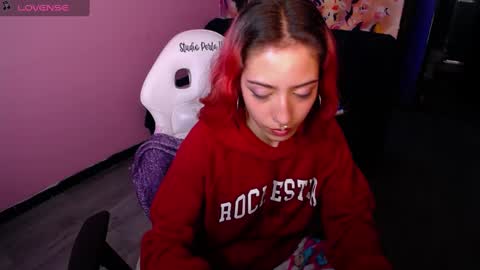 Scarllett online show from 02/11/25, 10:15