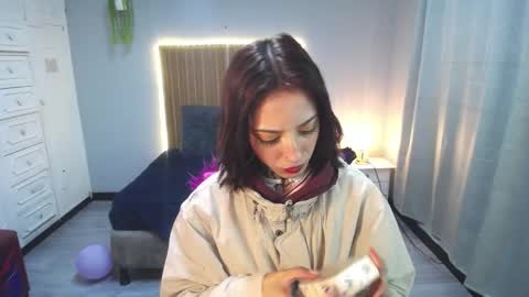 Scarllett online show from 12/04/25, 04:55