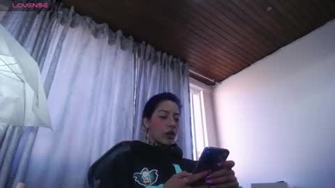 Snapshot of scarllett_bdsm chatting on 05/09/26, 12:43 Scarllett online show from 05/09/26, 12:43