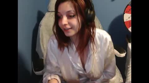 Snapshot of scarslutwitch chatting on 12/21/25, 07:59 ScarSlutWitch online show from 12/21/25, 07:59