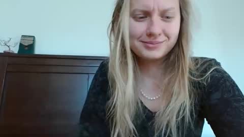 Snapshot of scartit chatting on 01/08/25, 05:26 ScarTit Bernhard online show from 01/08/25, 05:26