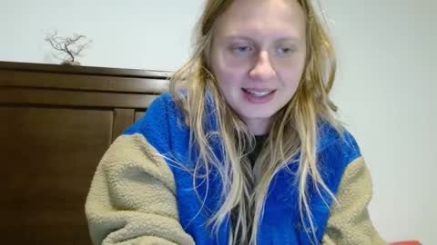 Snapshot of scartit chatting on 01/13/25, 03:34 ScarTit Bernhard online show from 01/13/25, 03:34