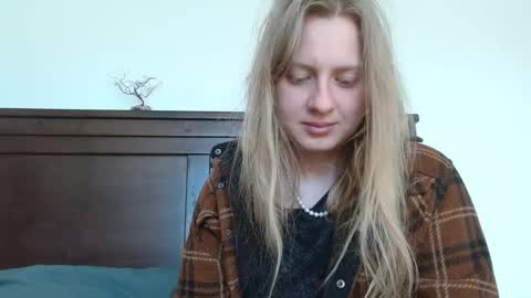 Snapshot of scartit chatting on 01/13/25, 06:16 ScarTit Bernhard online show from 01/13/25, 06:16