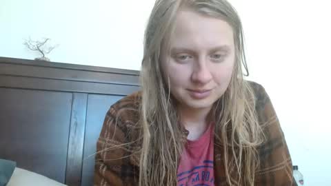 Snapshot of scartit chatting on 01/19/25, 10:39 ScarTit Bernhard online show from 01/19/25, 10:39