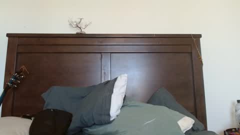 Snapshot of scartit chatting on 01/24/25, 09:05 ScarTit Bernhard online show from 01/24/25, 09:05