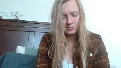 Snapshot of scartit chatting on 02/07/25, 11:24 ScarTit Bernhard online show from 02/07/25, 11:24