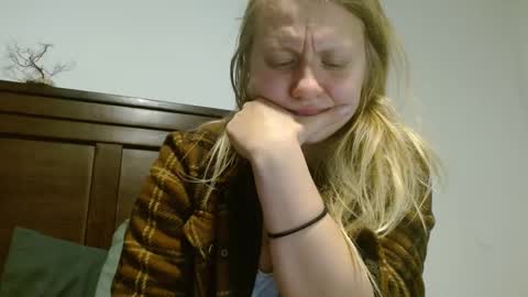 Snapshot of scartit chatting on 02/09/25, 03:53 ScarTit Bernhard online show from 02/09/25, 03:53