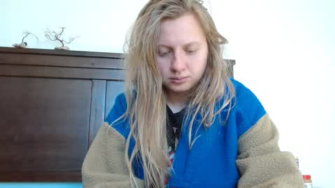 Snapshot of scartit chatting on 02/15/25, 05:39 ScarTit Bernhard online show from 02/15/25, 05:39