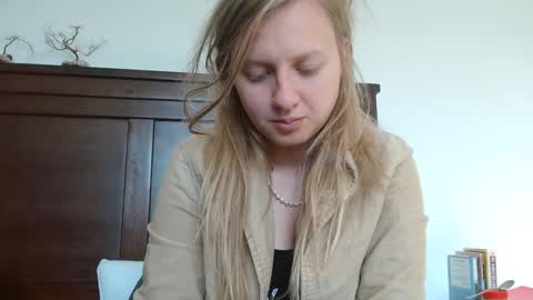 Snapshot of scartit chatting on 02/20/25, 04:46 ScarTit Bernhard online show from 02/20/25, 04:46