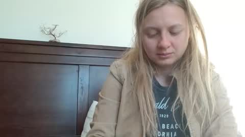 Snapshot of scartit chatting on 02/21/25, 03:32 ScarTit Bernhard online show from 02/21/25, 03:32