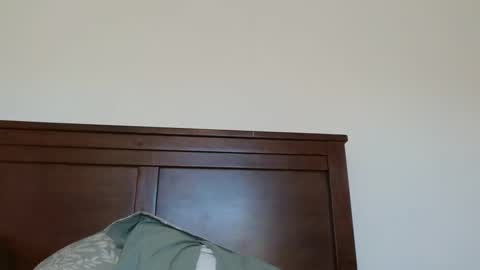 Snapshot of scartit chatting on 02/25/25, 06:31 ScarTit Bernhard online show from 02/25/25, 06:31