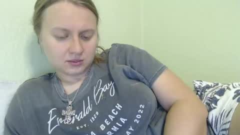 Snapshot of scartit chatting on 09/21/25, 08:43 ScarTit Bernhard online show from 09/21/25, 08:43