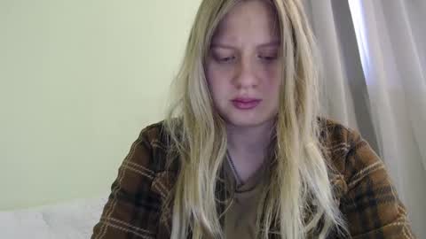 Snapshot of scartit chatting on 10/01/25, 06:14 ScarTit Bernhard online show from 10/01/25, 06:14