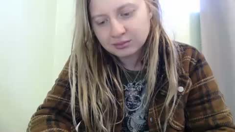 Snapshot of scartit chatting on 10/18/25, 04:08 ScarTit Bernhard online show from 10/18/25, 04:08