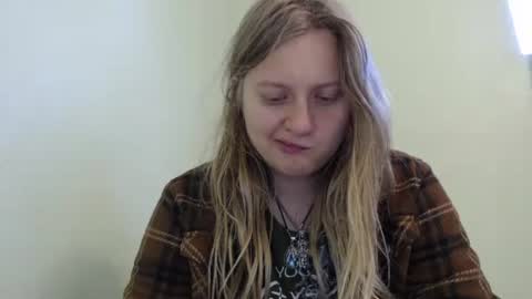 Snapshot of scartit chatting on 10/19/25, 05:24 ScarTit Bernhard online show from 10/19/25, 05:24